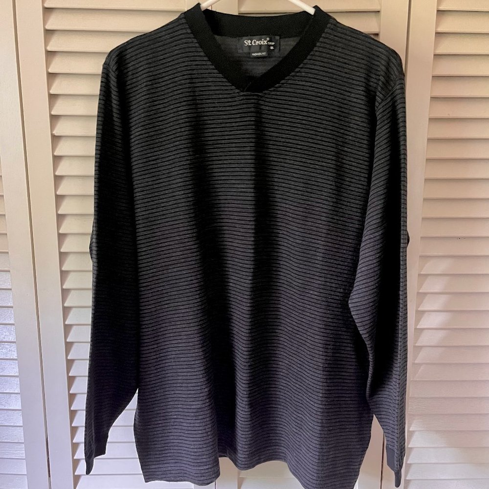 V-Neck Knit Shirt / Sweater * St. Croix * Mens Med * Blck/Gry Stripe * Like New